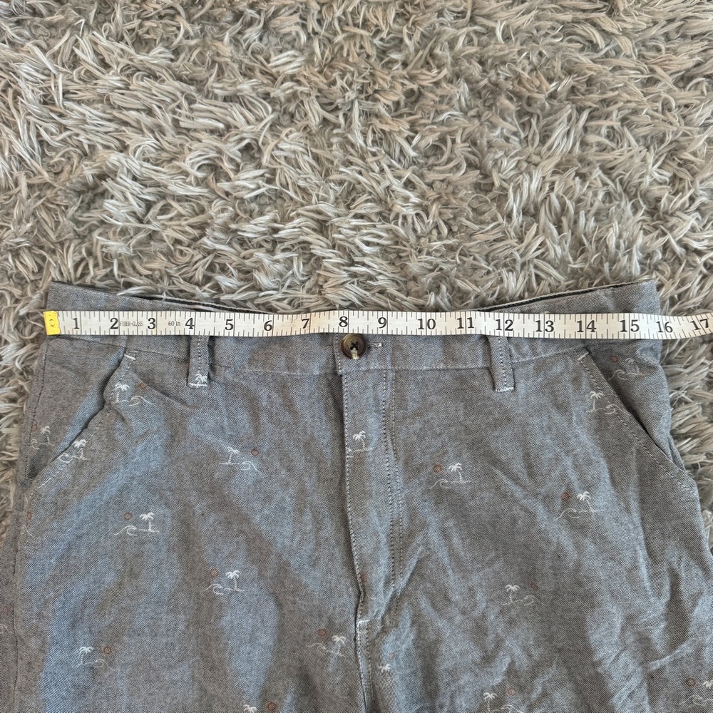 Sovereign Code Grey Palm Tree & Wave Flat Front Shorts - Picture 2 of 6